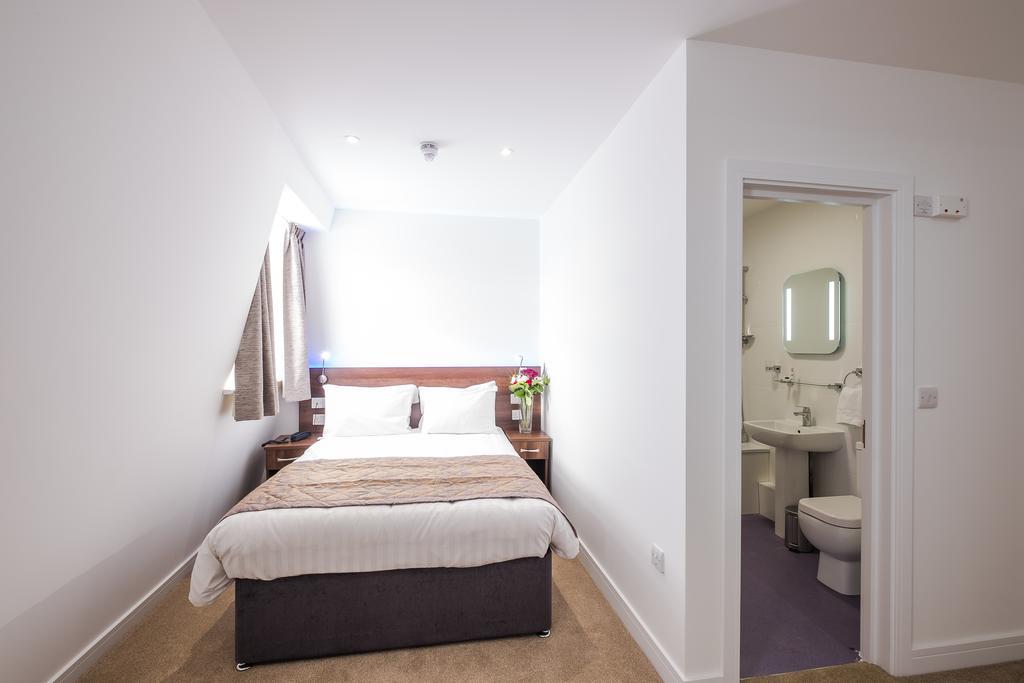 Signature Hotel London Ilford Exterior foto
